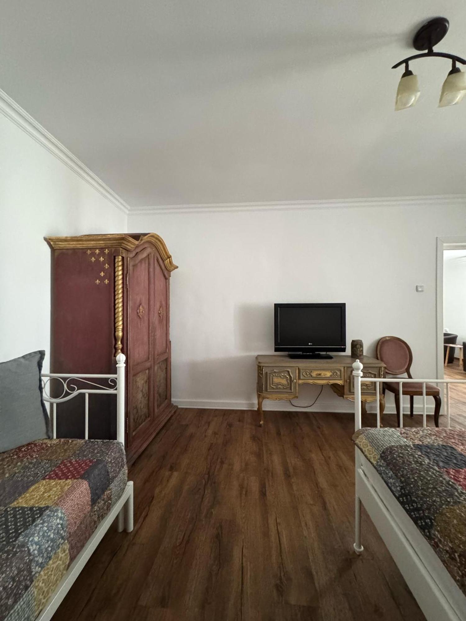 Vila Speranta Plescoi ภายนอก รูปภาพ